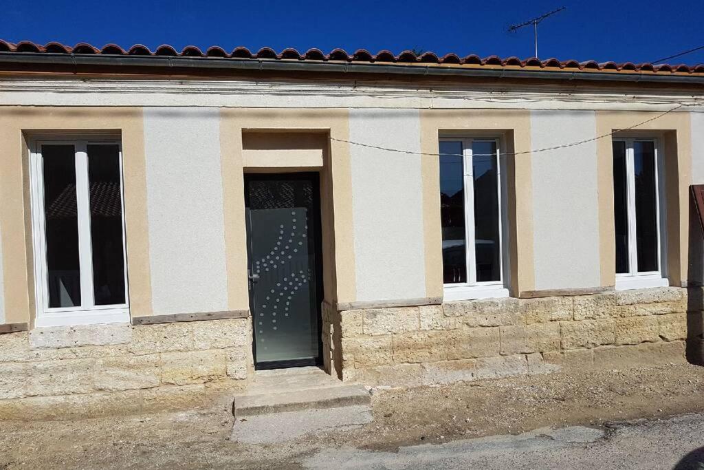 Maison Classee 2 Etoiles En Plein Coeur De Margaux Villa Bagian luar foto